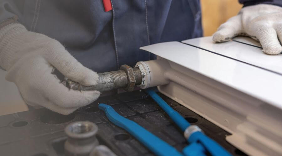 Local water heater installation in Bunker Hill, IL
